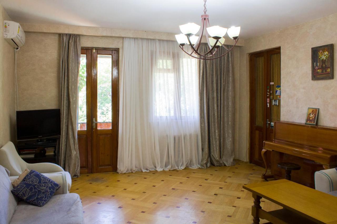 Nino'S Guest House Tbilisi Eksteriør bilde