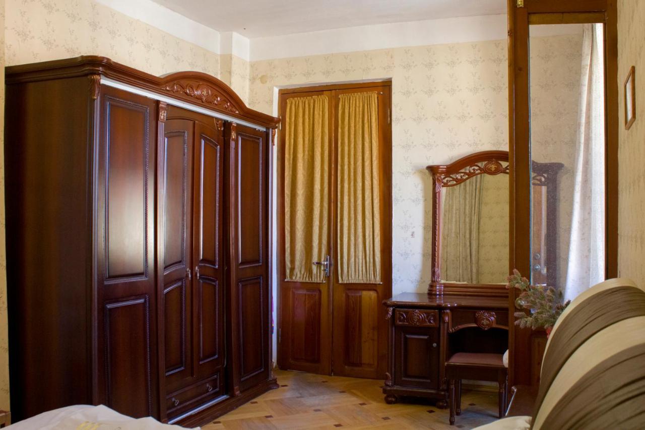 Nino'S Guest House Tbilisi Eksteriør bilde